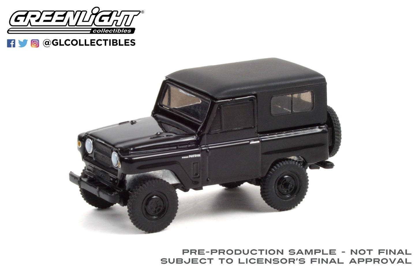 GreenLight 1:64 Black Bandit Series 25 - 1970 Nissan Patrol 28070-B
