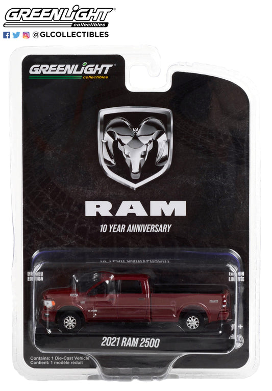 GreenLight 1:64 Anniversary Collection Series 14 - 2021 Dodge Ram 2500 - 10 Years of Dodge Ram Trucks Solid Pack 28100-E