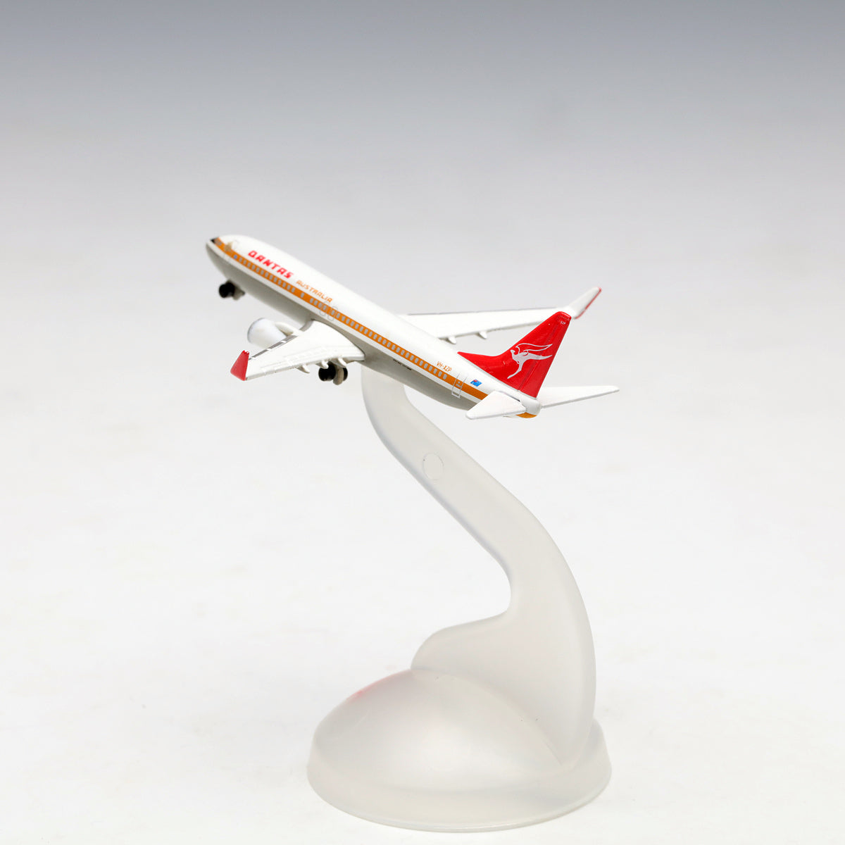 Schuco 1:600 Boeing B737-800 Qantas Airways 403551667