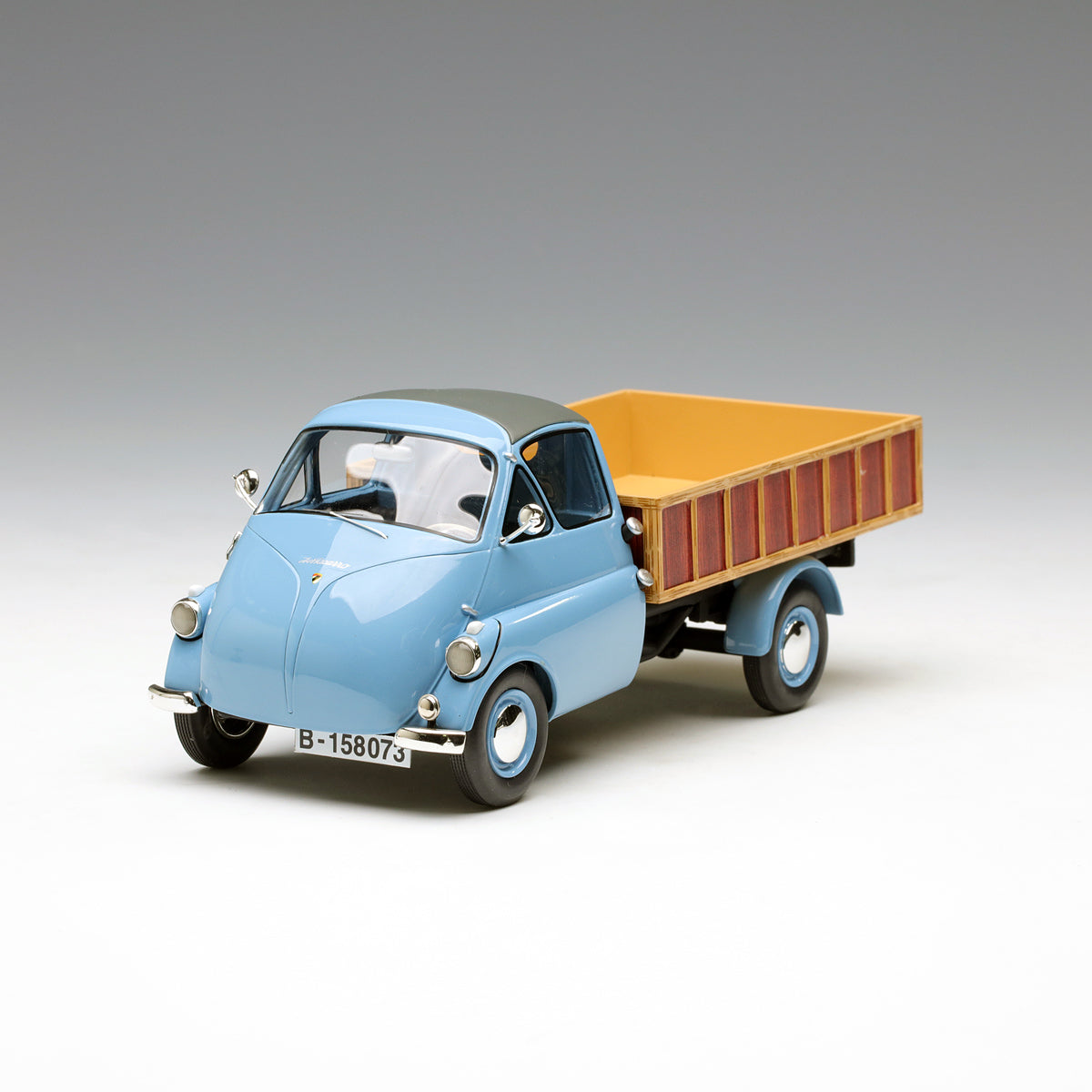 Schuco 1:18 Isocarro platform truck light blue 450008800