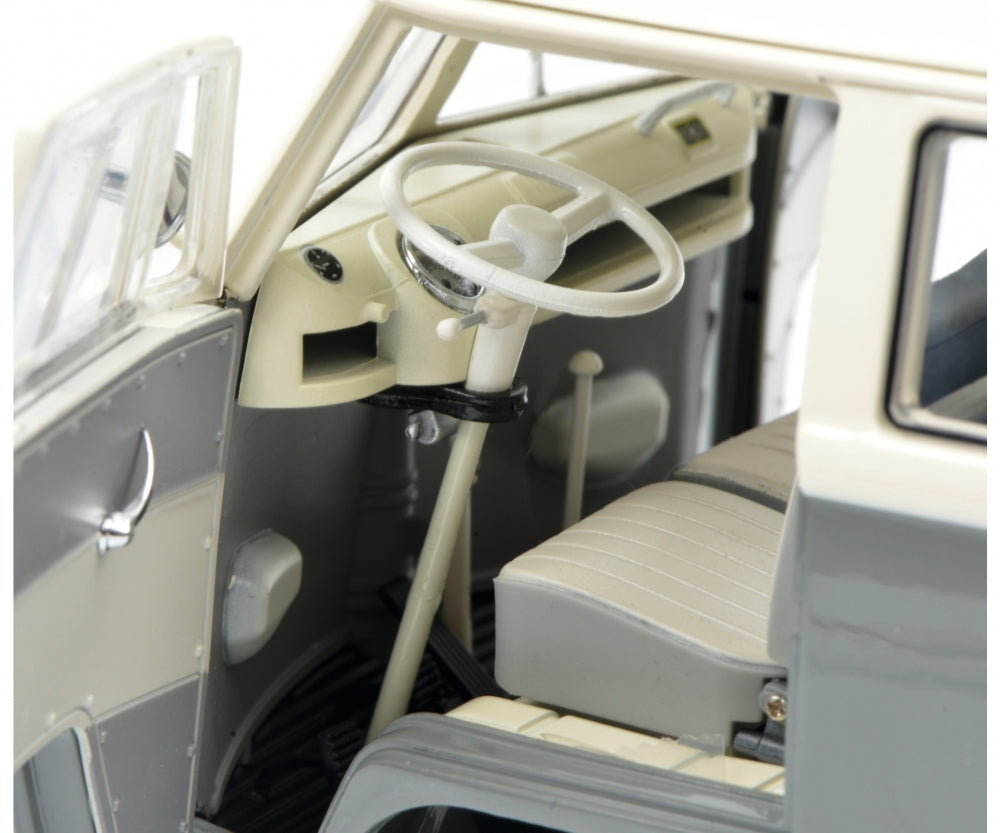 Schuco 1/18 Volkswagen T1b mit der ganzen Familie unterwegs 450037700