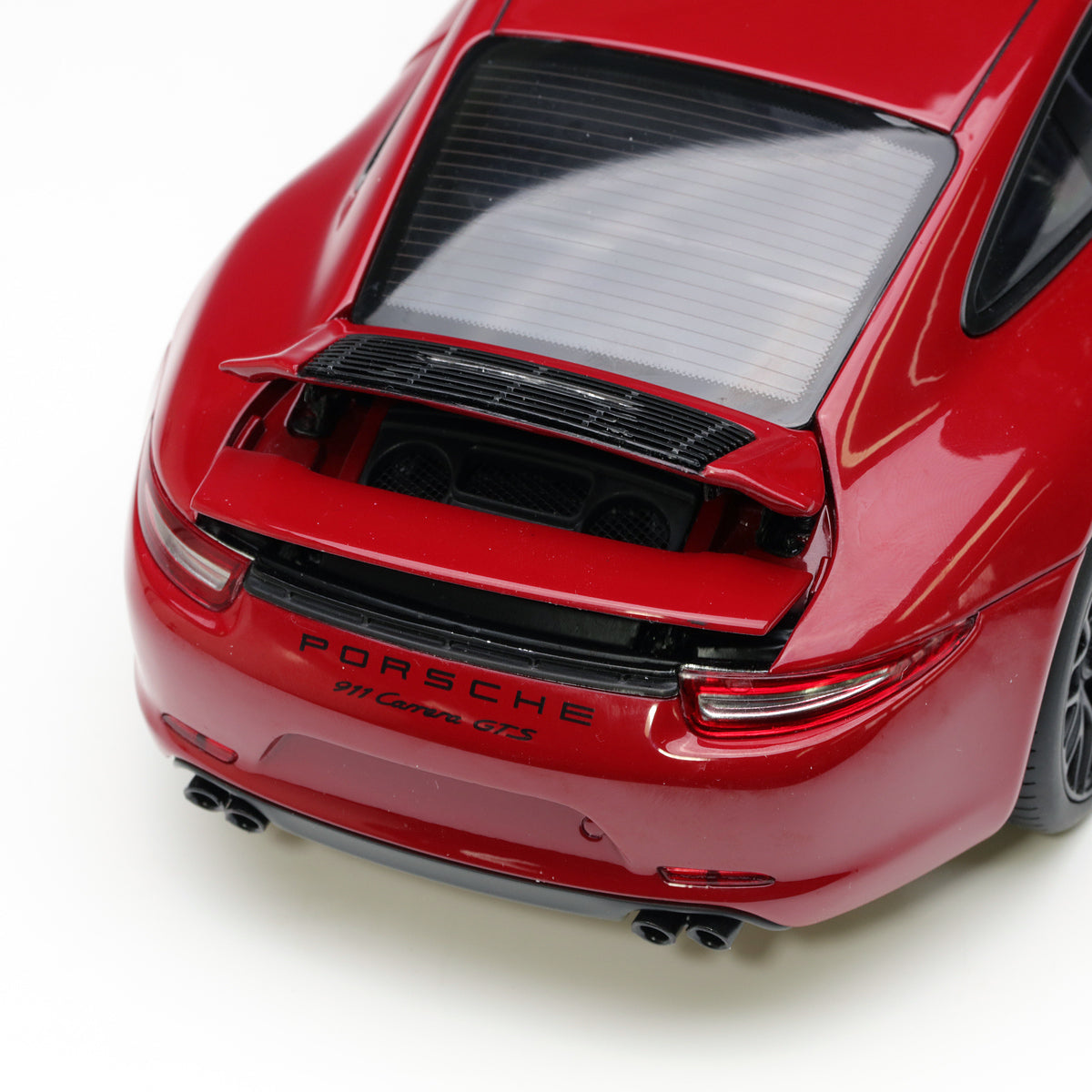 Schuco 1:18 Porsche 911 Carrera GTS Coupe Red 450039000
