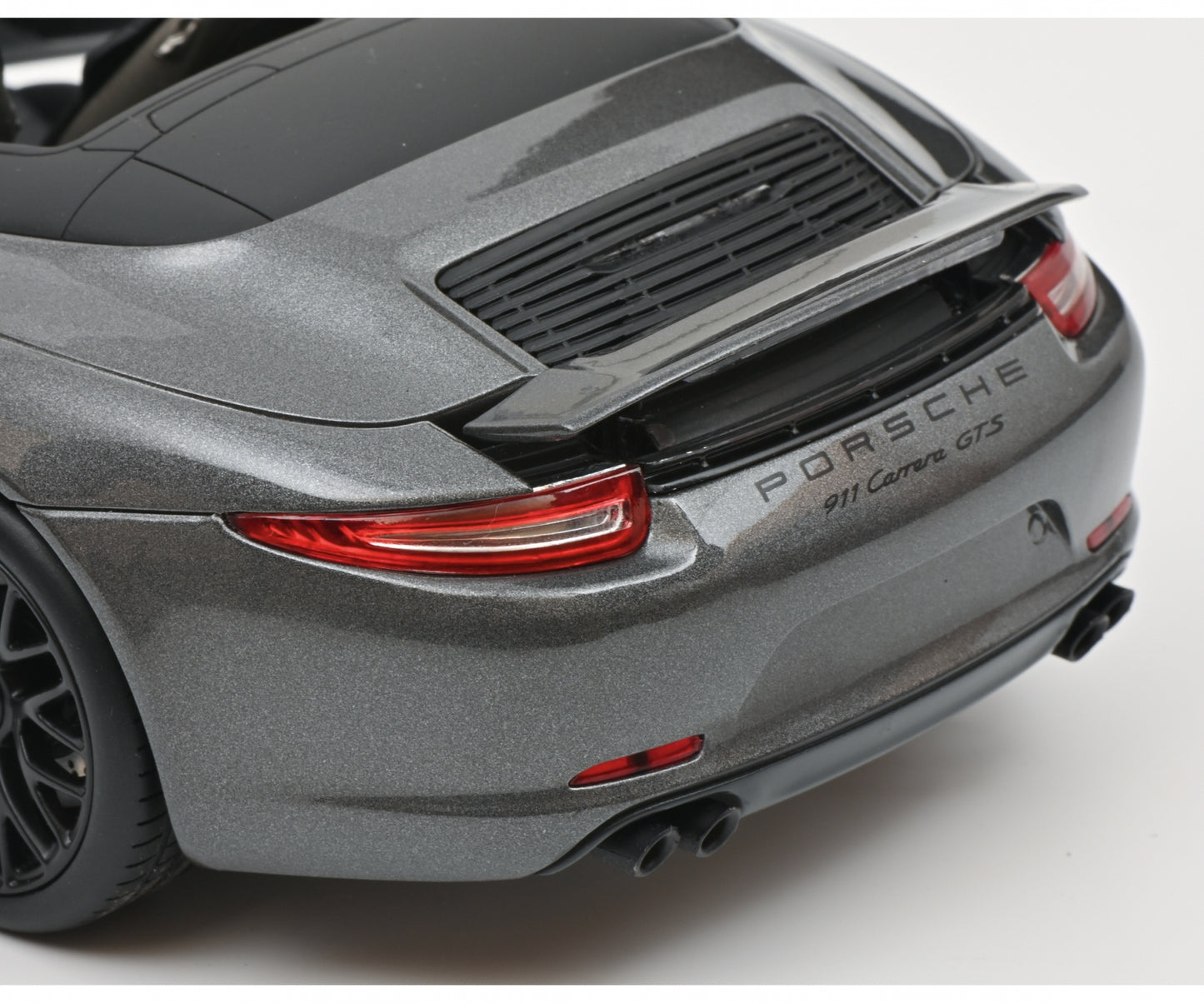 Schuco 1:18 Porsche 911 991 Carrera GTS Cabriolet Grey 450039800