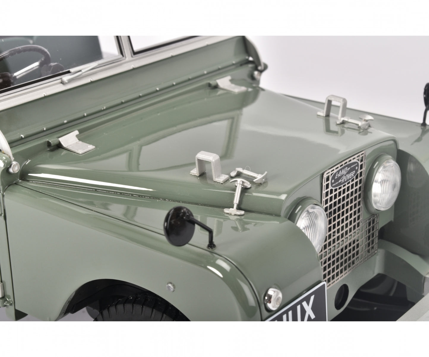 Schuco 1:12 Land Rover 80 450046800