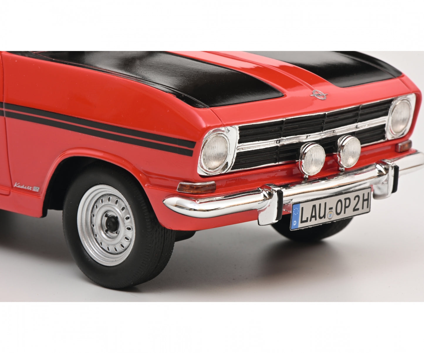 Schuco 1:18 Opel Kadett Rally Coupe 450053300