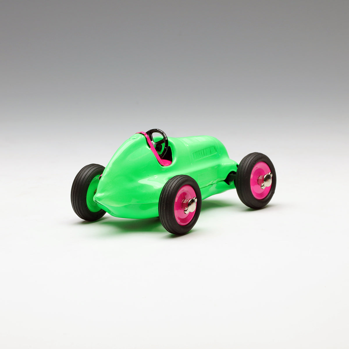 Schuco POP Art Edition I Studio 1 Diecast Clockwork Racing car Green 450111500