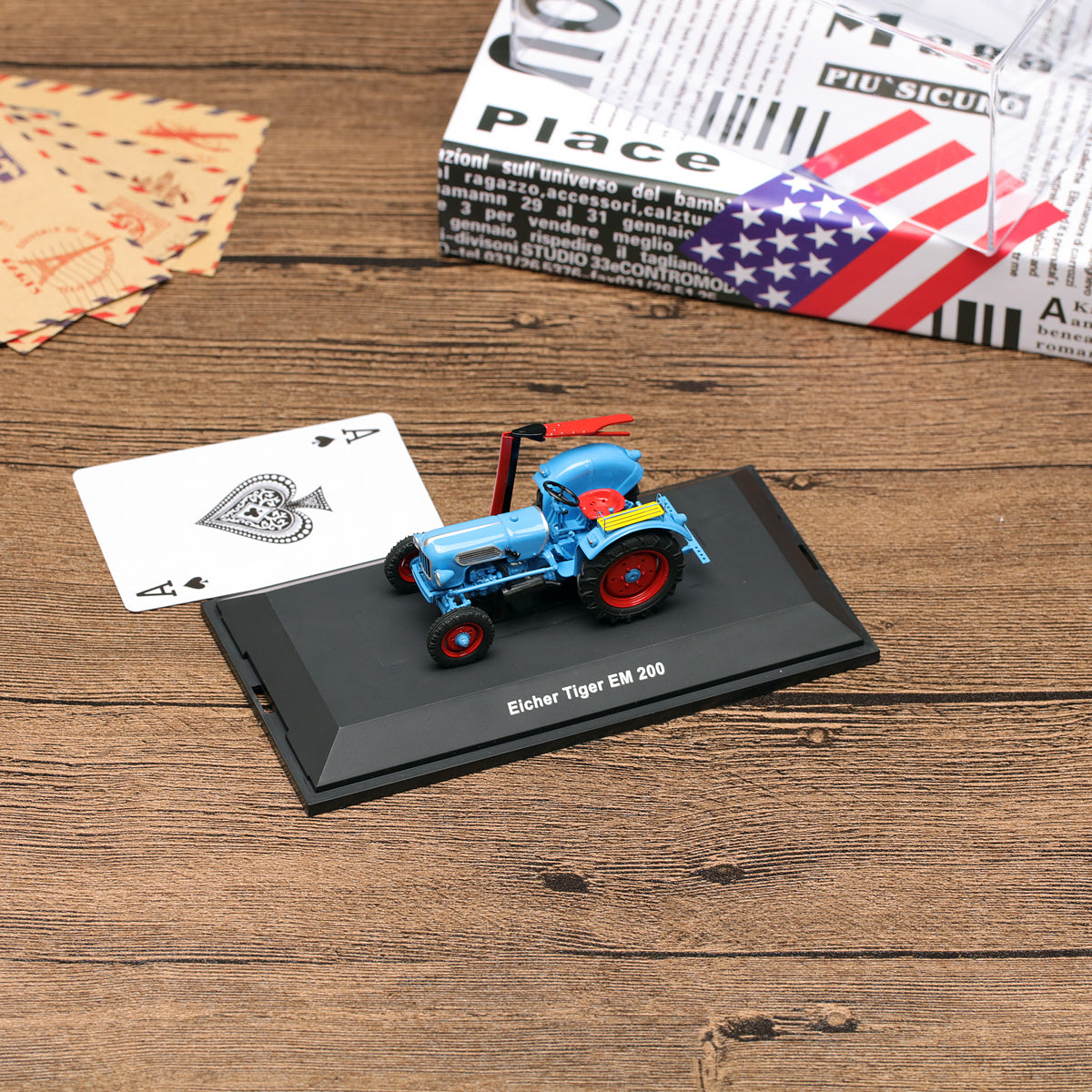 Schuco 1:43 Eicher EM 200 Tractor 450273600