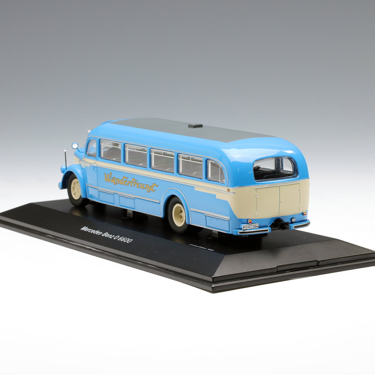 Schuco 1:43 Mercedes-Benz O6600 Wanderfreund 450274800
