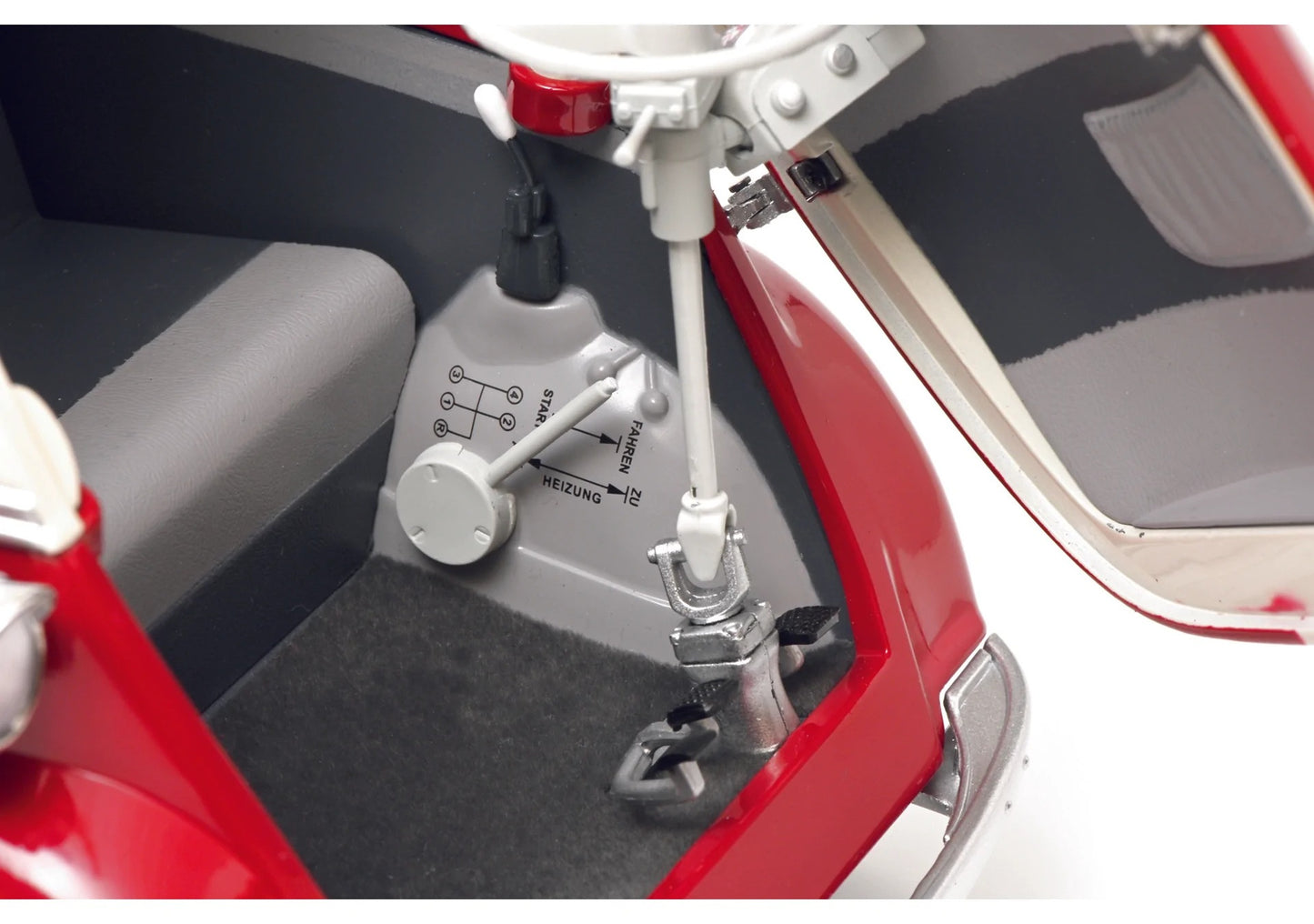 Schuco 1:12 BMW Isetta Exprot red/white 450672000