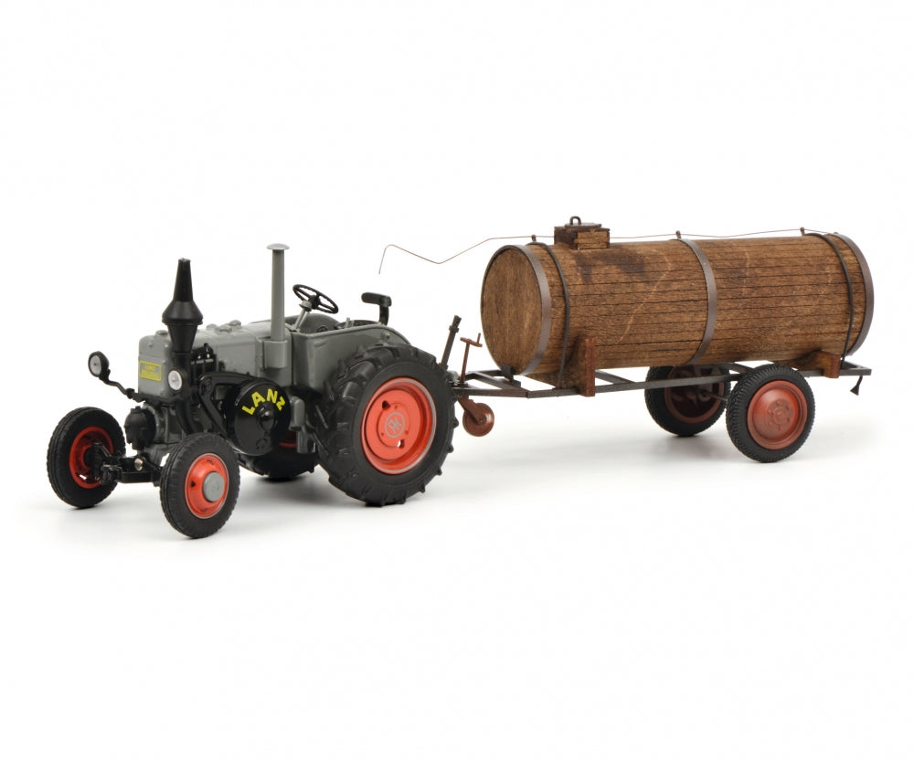 Schuco 1/32 Lanz Bulldog tractor with manure trailer 450769400