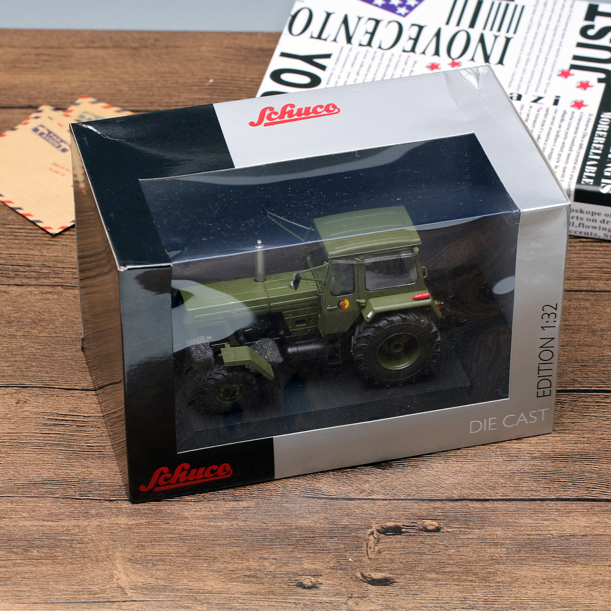 Schuco 1:32 Fortschritt ZT 303 NVA Tractor 450775000