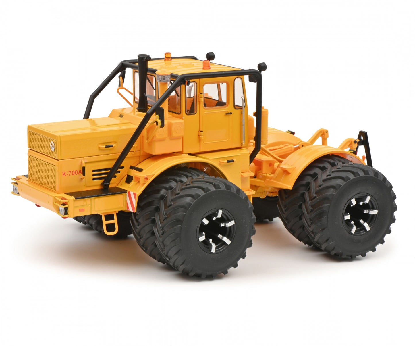 Schuco 1:32 Kirovets K700 double tires Tractor 450784500