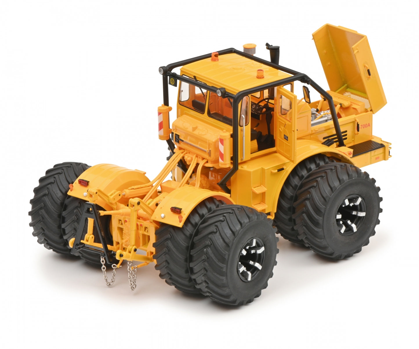 Schuco 1:32 Kirovets K700 double tires Tractor 450784500