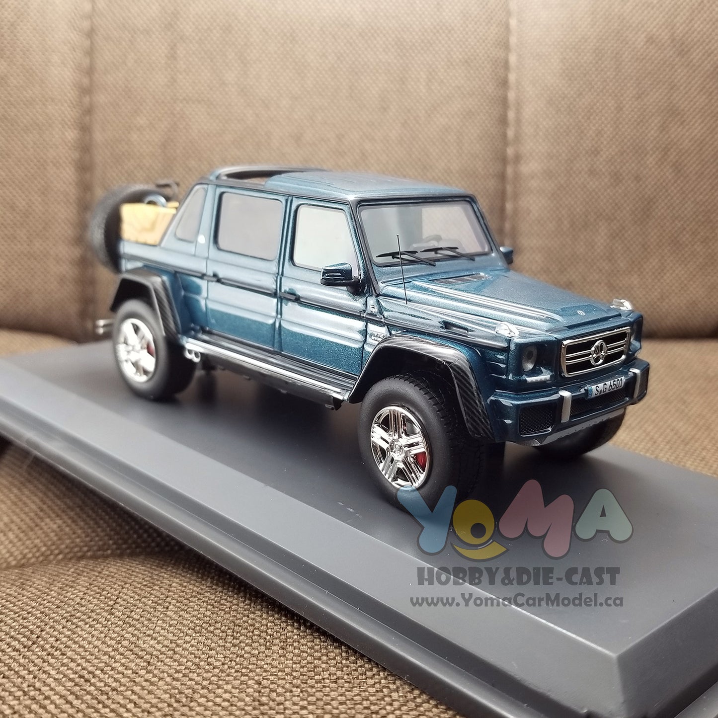 Schuco 1/43 Mercedes-Maybach G650 Landaulet blue 450900400