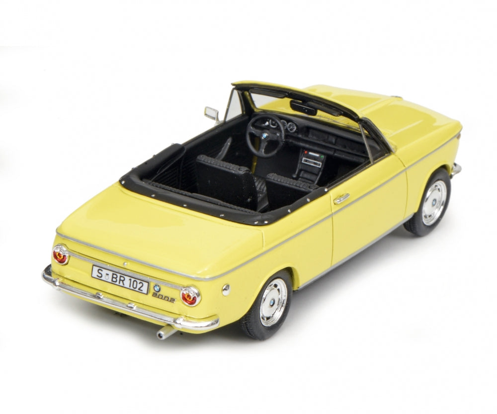 Schuco 1:43 BMW 2002 Cabrio 2/2 Baur yellow 450908500