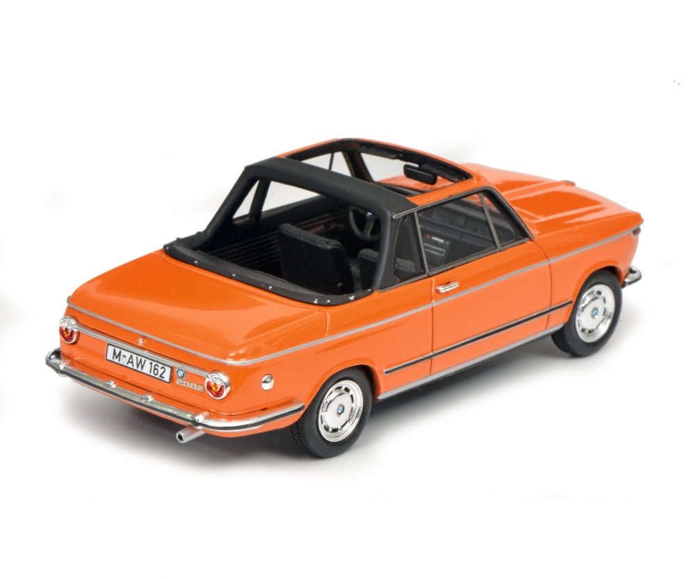 Schuco 1:43 BMW 2002 Cabrio Baur orange 450908600