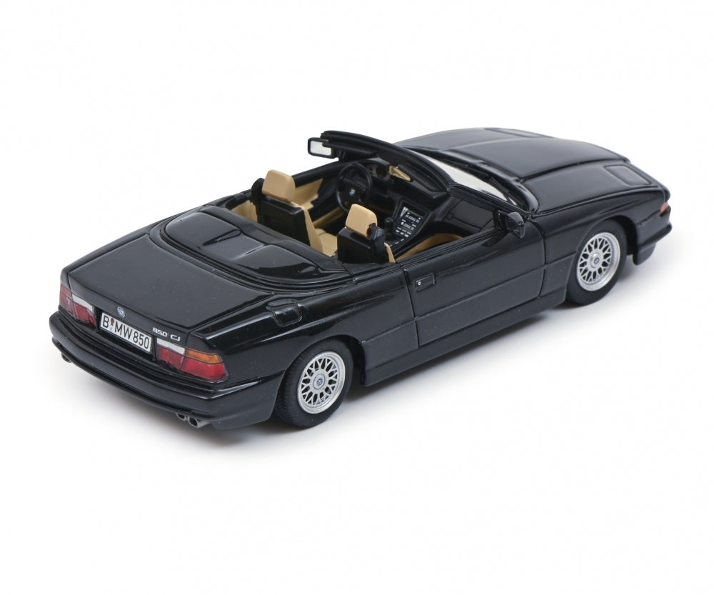 Schuco 1:43 BMW 850 CI Cabriolet (E31) Black 450914900
