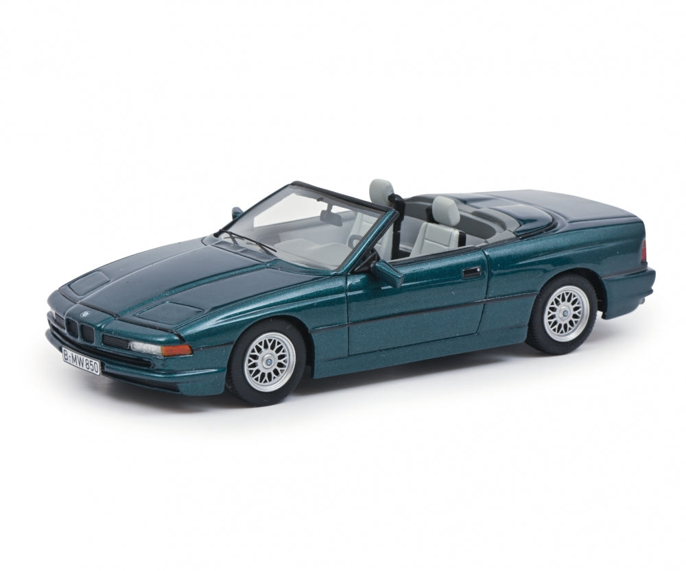 Schuco 1:43 BMW 850 CI Cabriolet (E31) Green 450915000