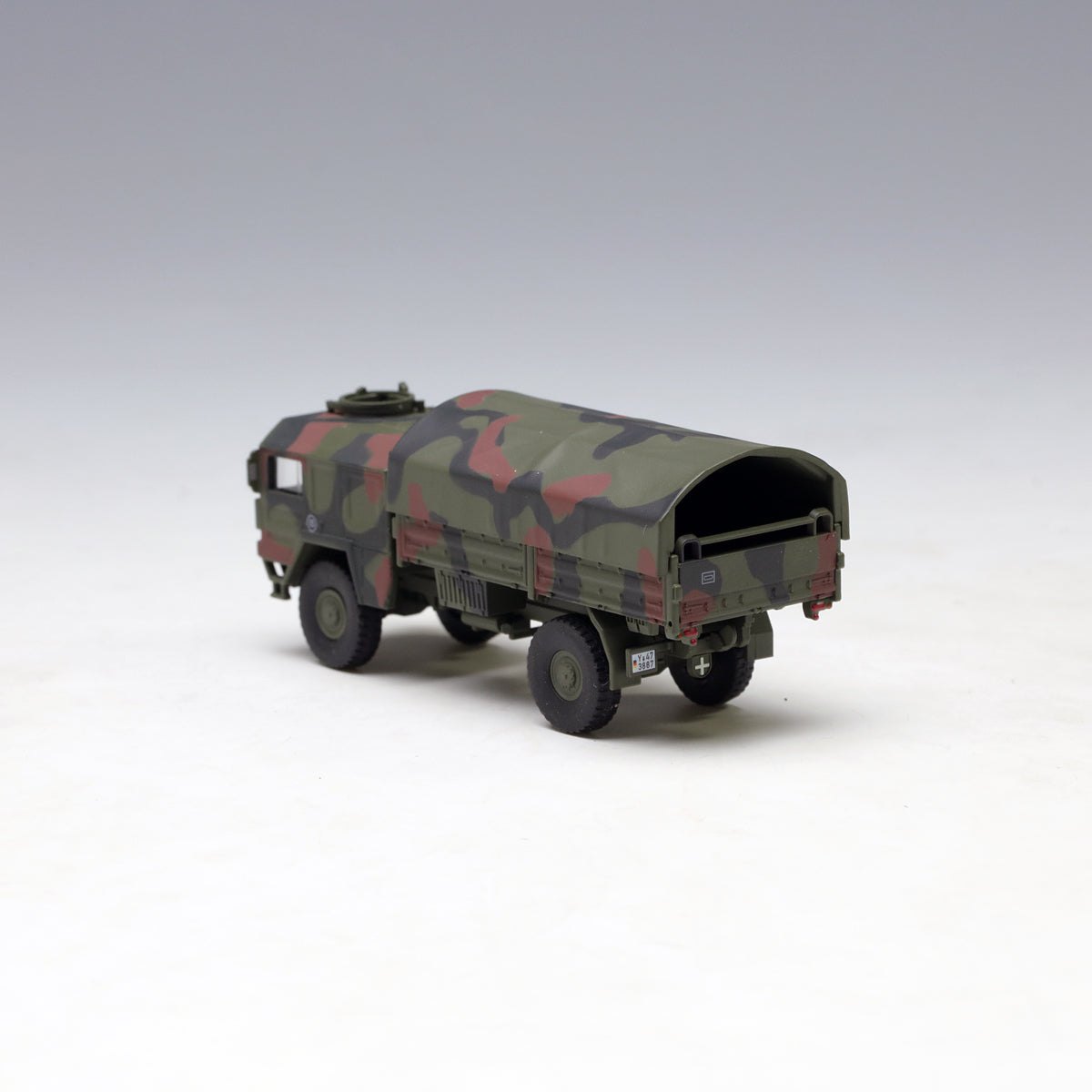 Schuco 1:87 MAN 5t GL truck Bundeswehr camouflaged 452625900