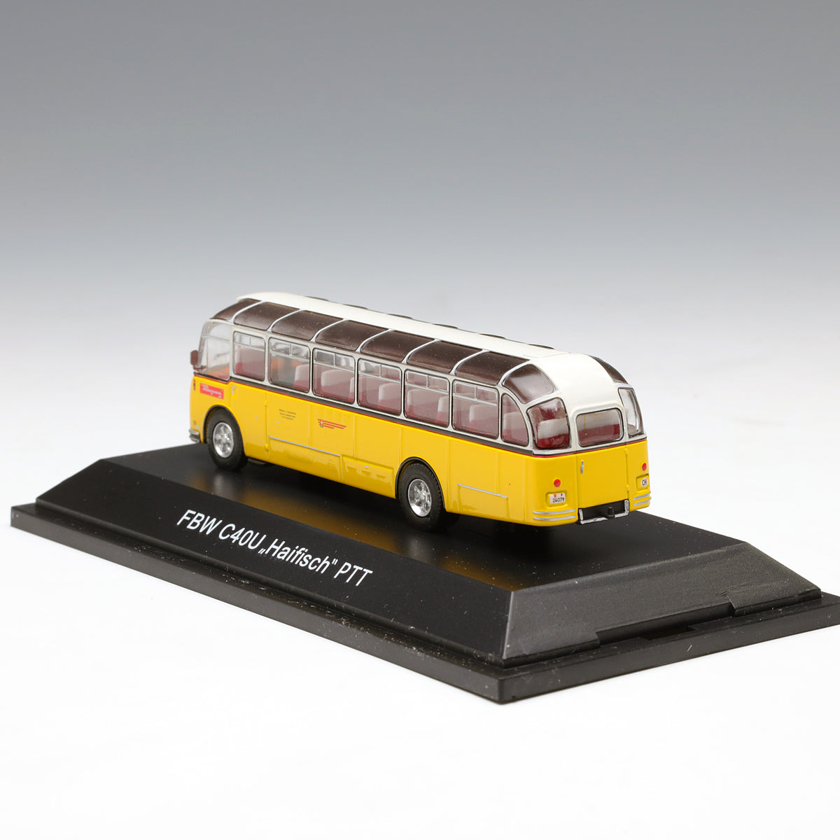 Schuco 1:87 FBW C40U PTT Alpenwagen 452626400