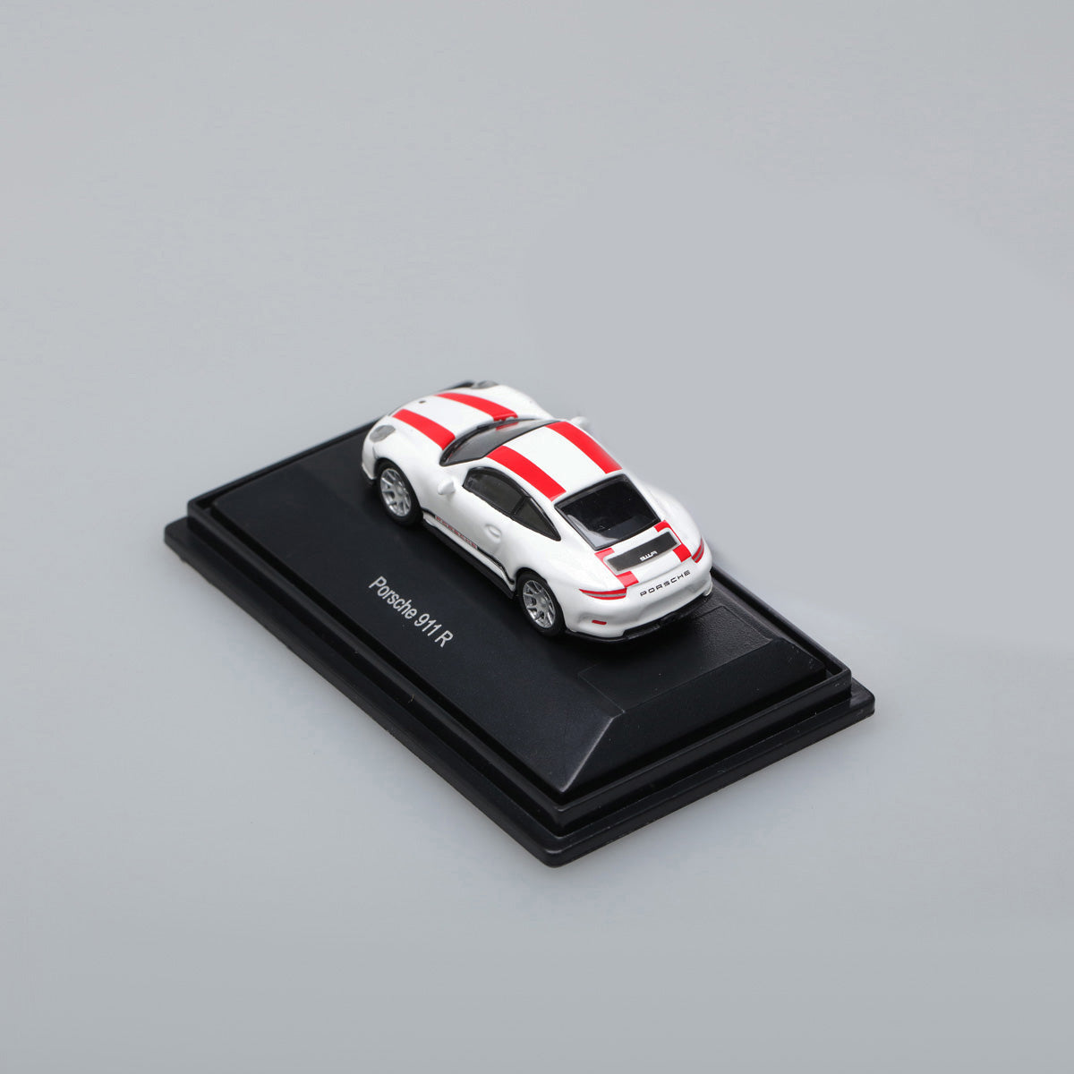 Schuco 1:87 Porsche 911 R (991) white/red 452629900