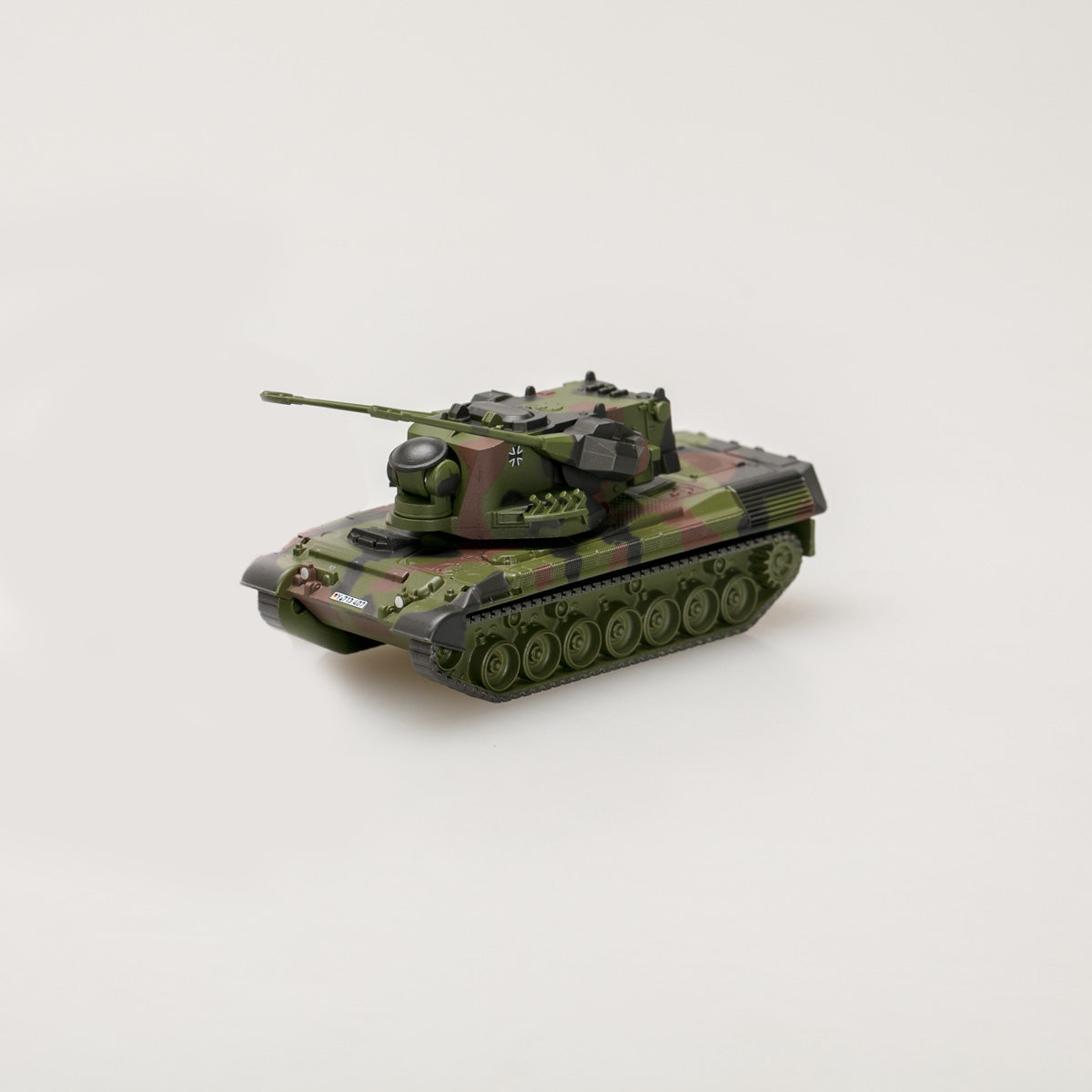 Schuco 1:87 Gepard Flakpanzer Bundeswehr camouflaged 452635500
