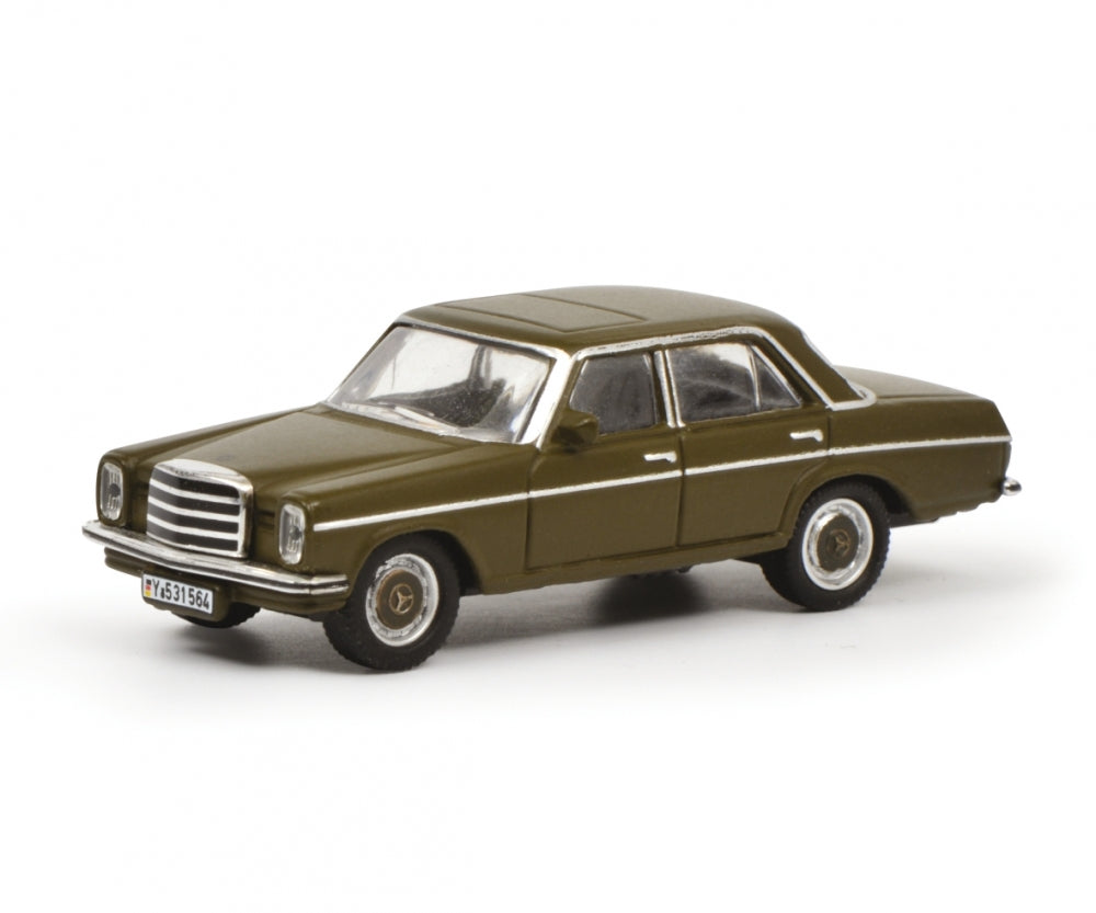 Schuco 1:87 Mercedes-Benz 200/8 commander vehicle Bundeswehr 452636700