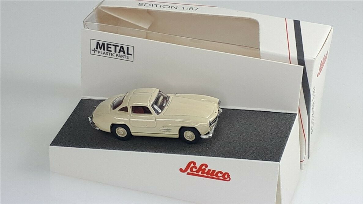 Schuco 1:87 Mercedes-Benz 300SL Coupe Beige 452639300