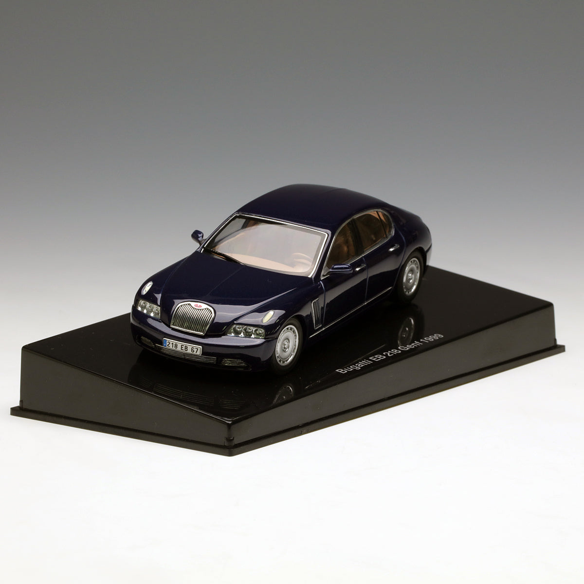 AUTOart 1:43 Bugatti EB218 Genf 1999 Blue Notte Perlato 50931
