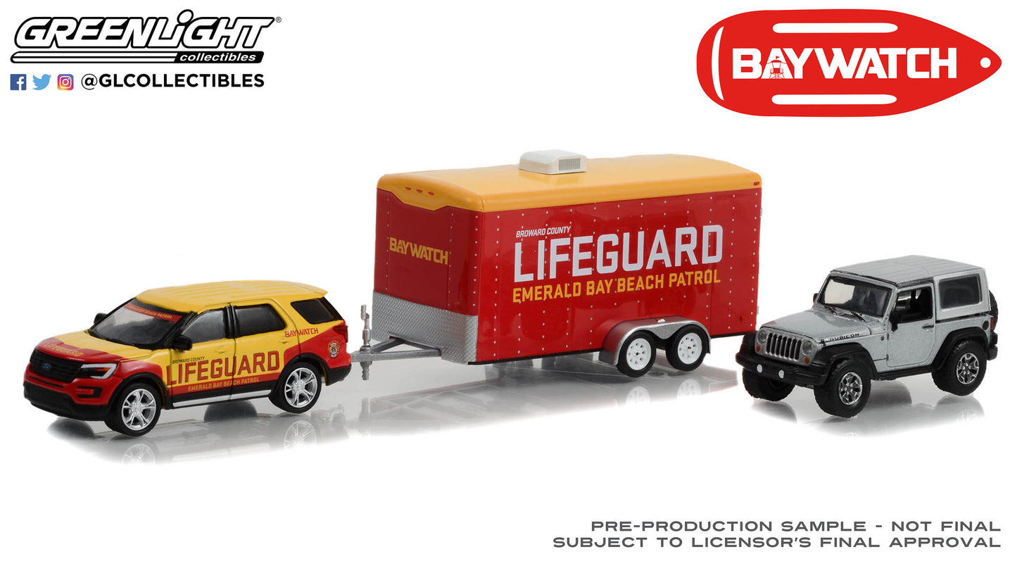 GreenLight 1:64 Hollywood Hitch & Tow Series 11 - Baywatch (2017) - 2016 Ford Explorer Emerald Bay Beach Patrol Lifeguard with 2013 Jeep Wrangler Rubicon in Enclosed Car Hauler 31150-B