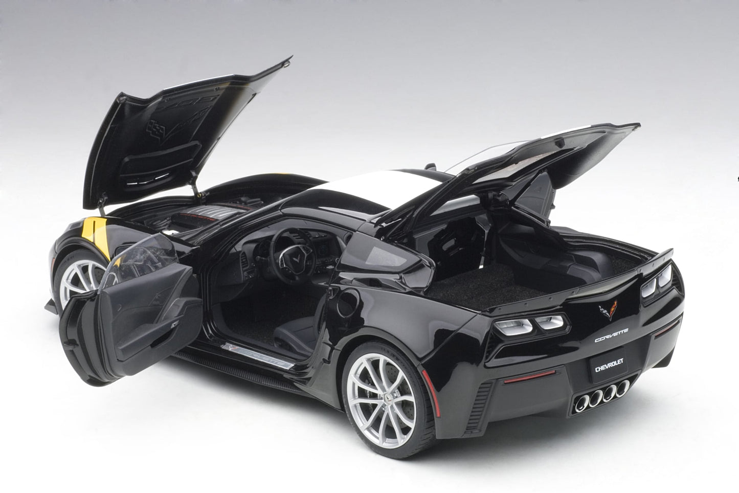 AUTOart 1:18 Chevrolet Corvette C7 Grand Sport (Black) 71273