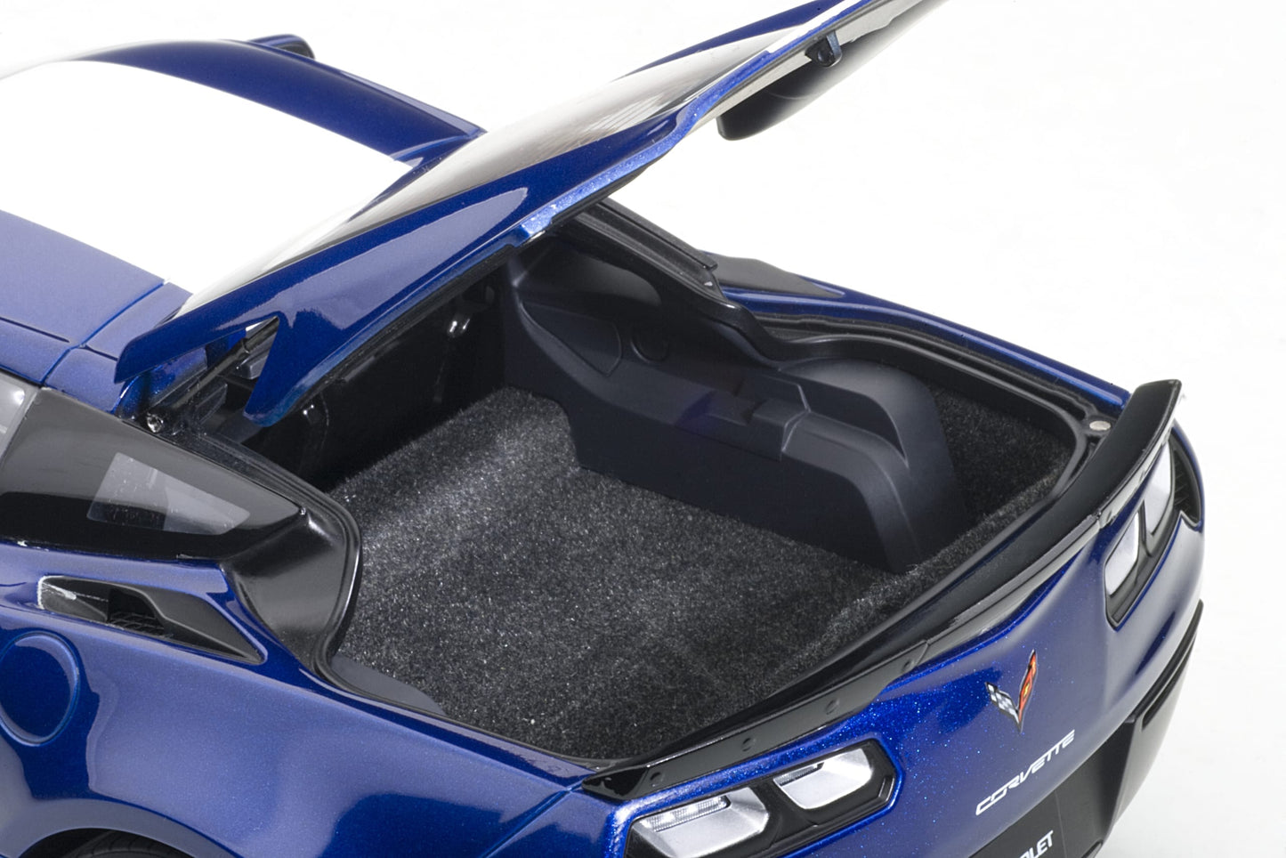 AUTOart 1:18 Chevrolet Corvette C7 Grand Sport (Admiral Blue) 71275