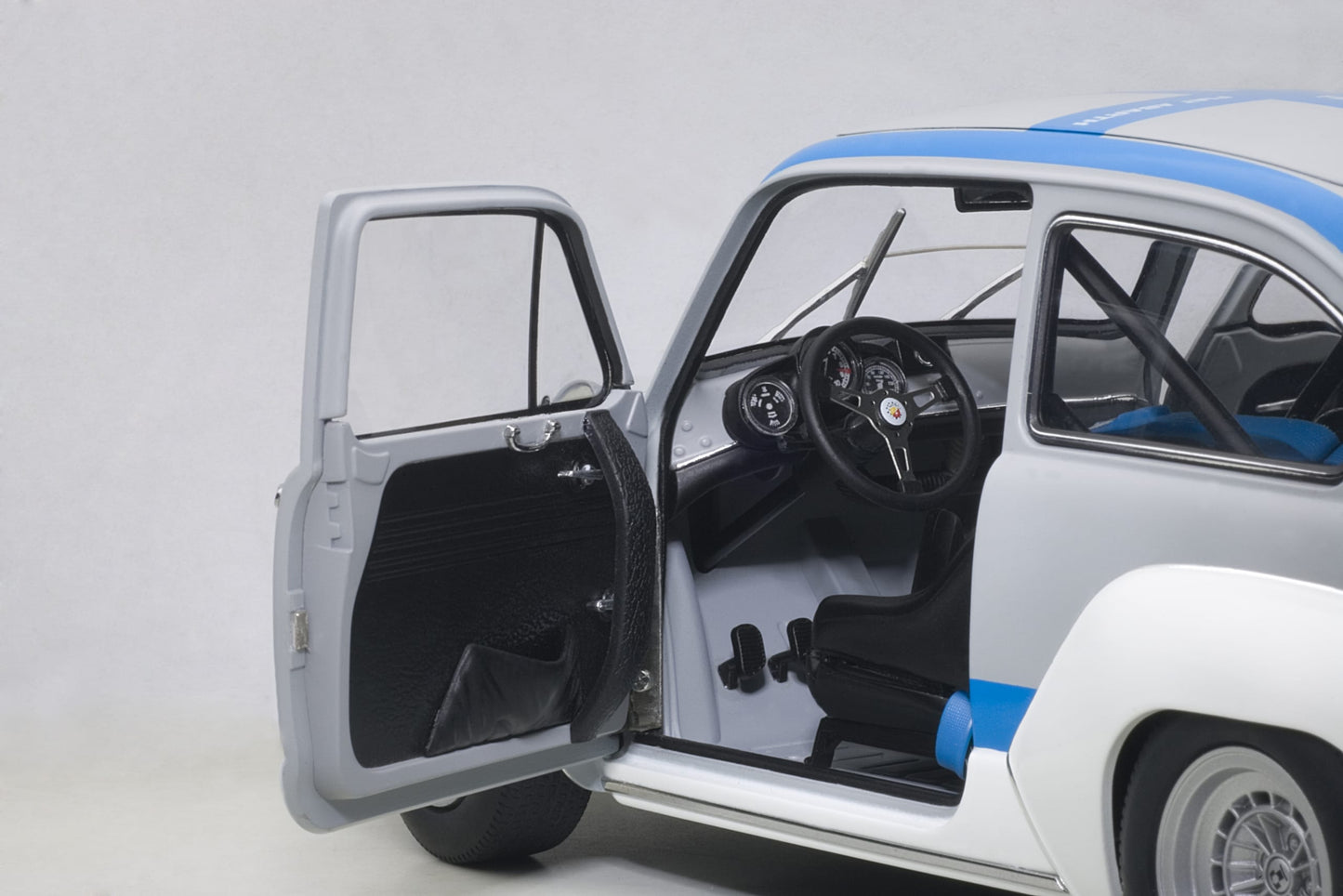 AUTOart 1:18 Fiat Abarth TCR 1000 (Matt Grey with Blue stripes) 72642