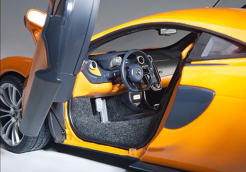 AUTOART 1/18 McLAREN 570S ORANGE 76044