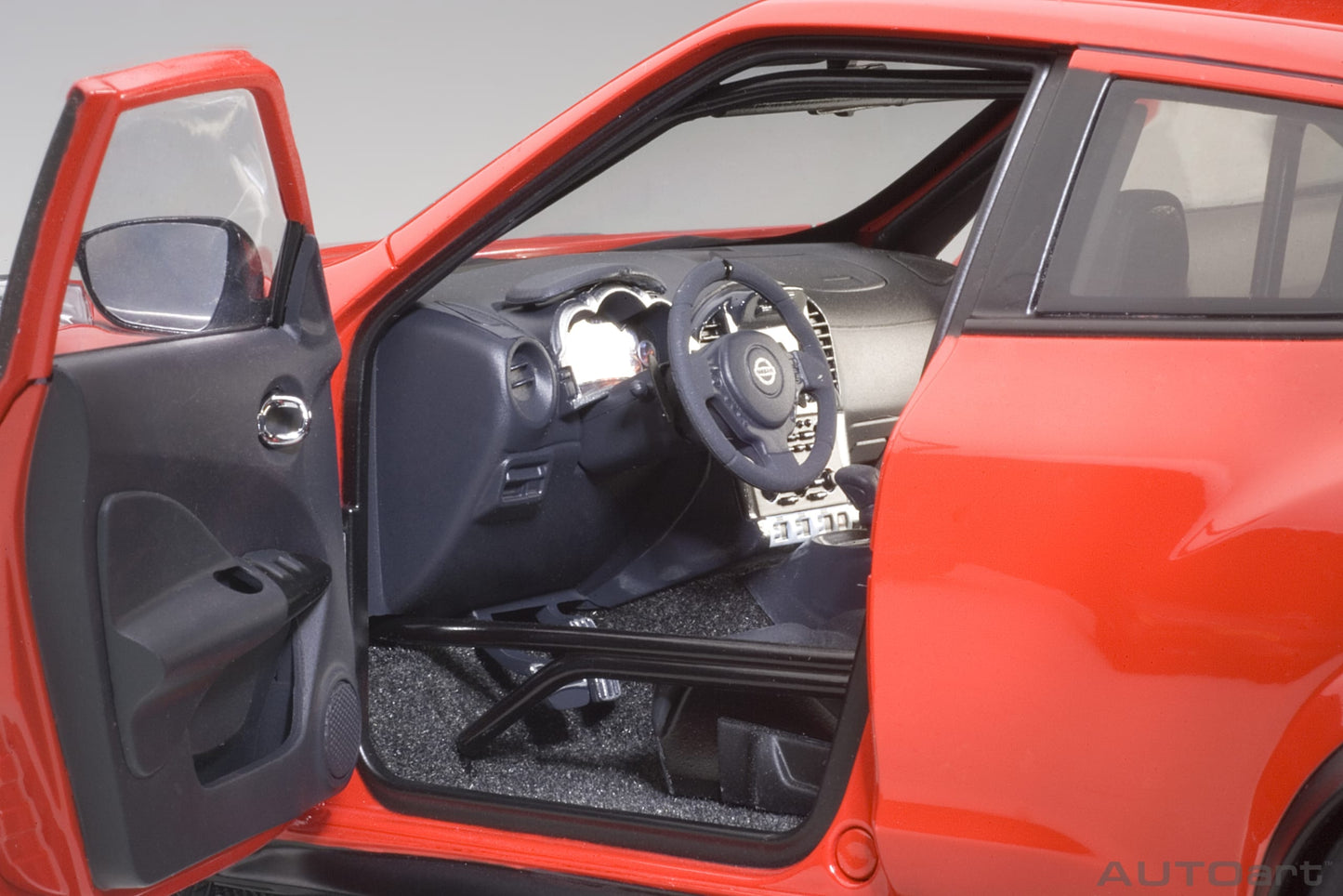 AUTOart 1:18 Nissan Juke-R 2.0 (Red) 77457