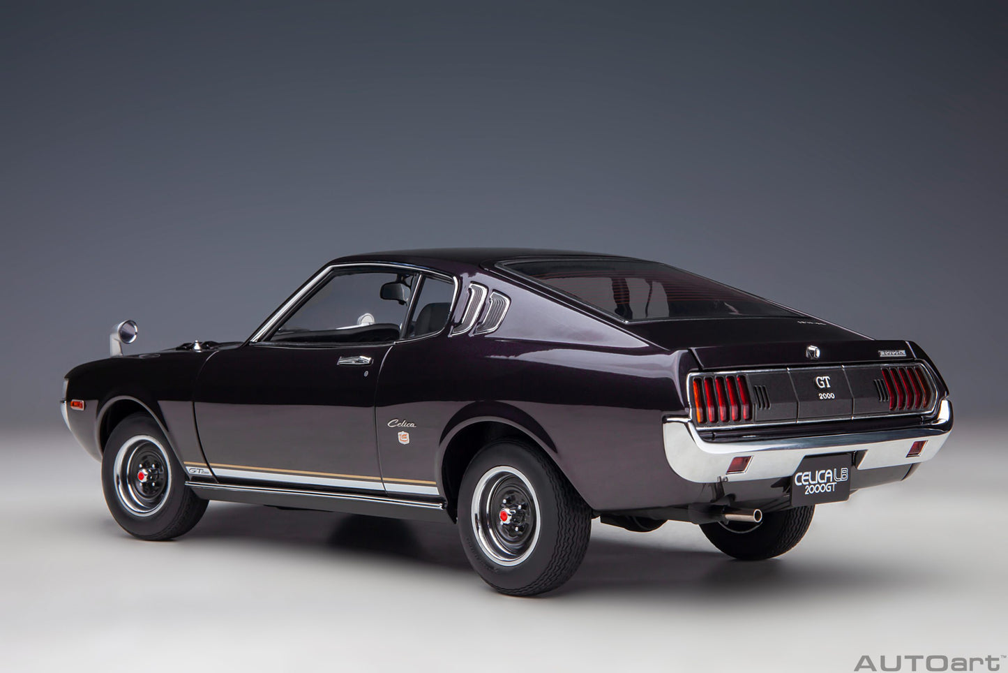 AUTOart 1:18 Toyota Celica Liftback 2000GT (RA25) 1973 (Dark Purple Metallic) 78769