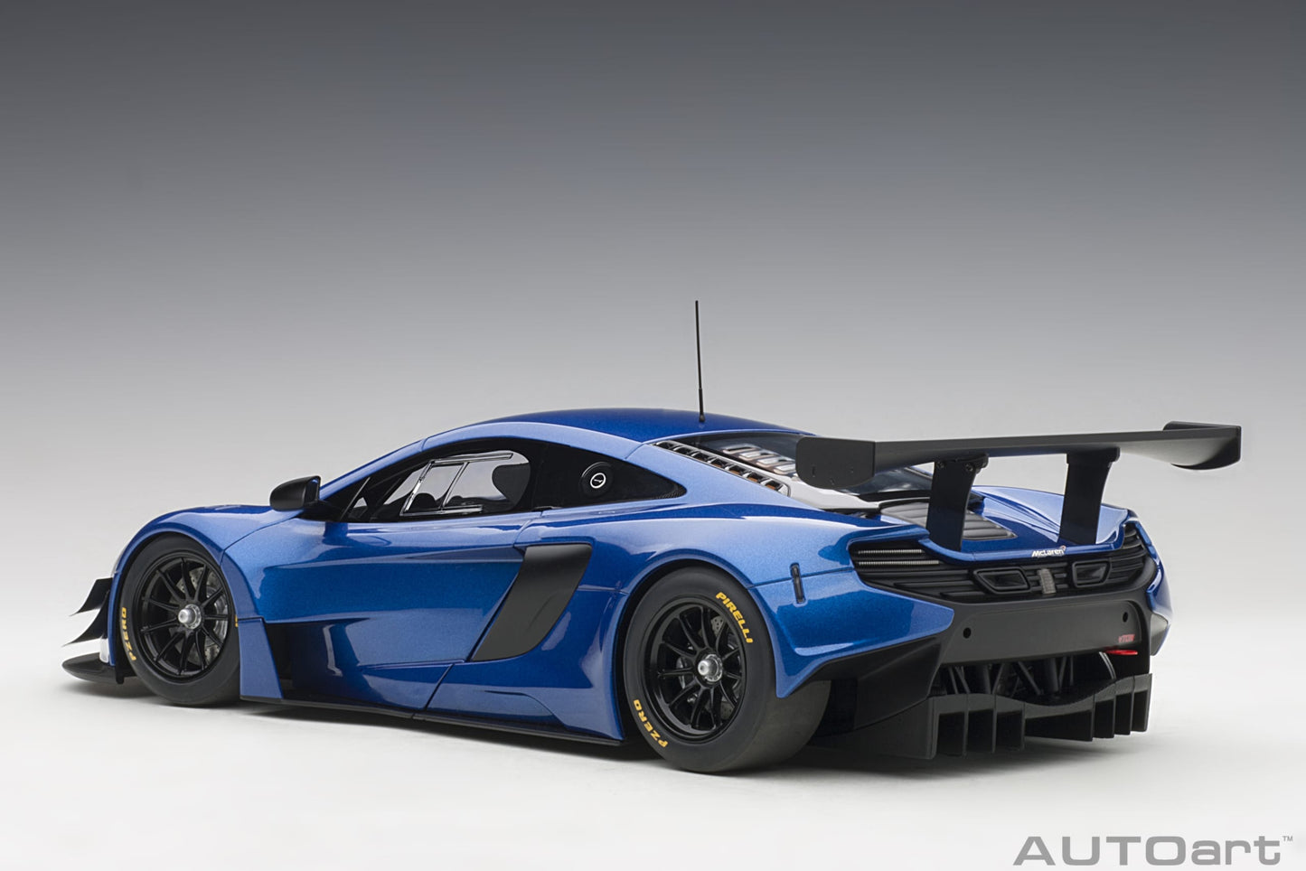 AUTOart 1:18 McLaren 650S GT3 Plain Body Version (Blue Metallic) 81641