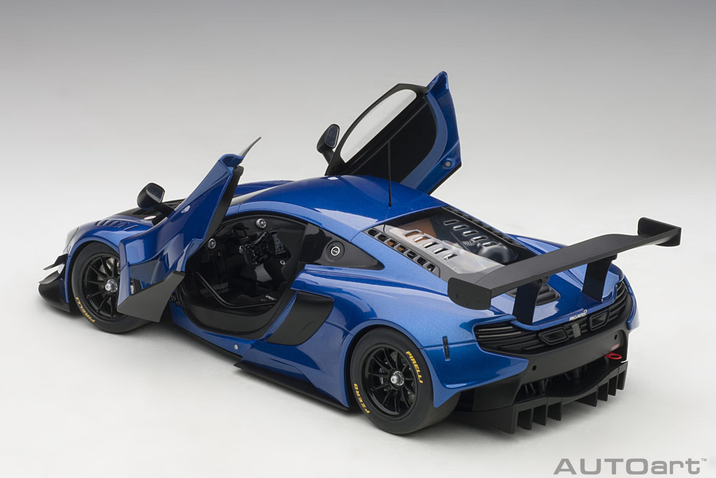 AUTOart 1:18 McLaren 650S GT3 Plain Body Version (Blue Metallic) 81641