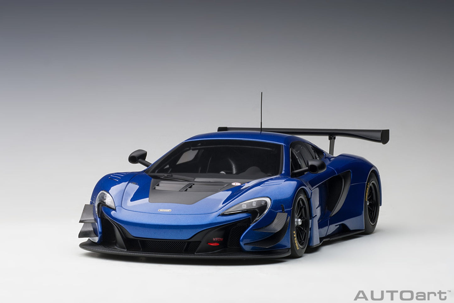 AUTOart 1:18 McLaren 650S GT3 Plain Body Version (Blue Metallic) 81641