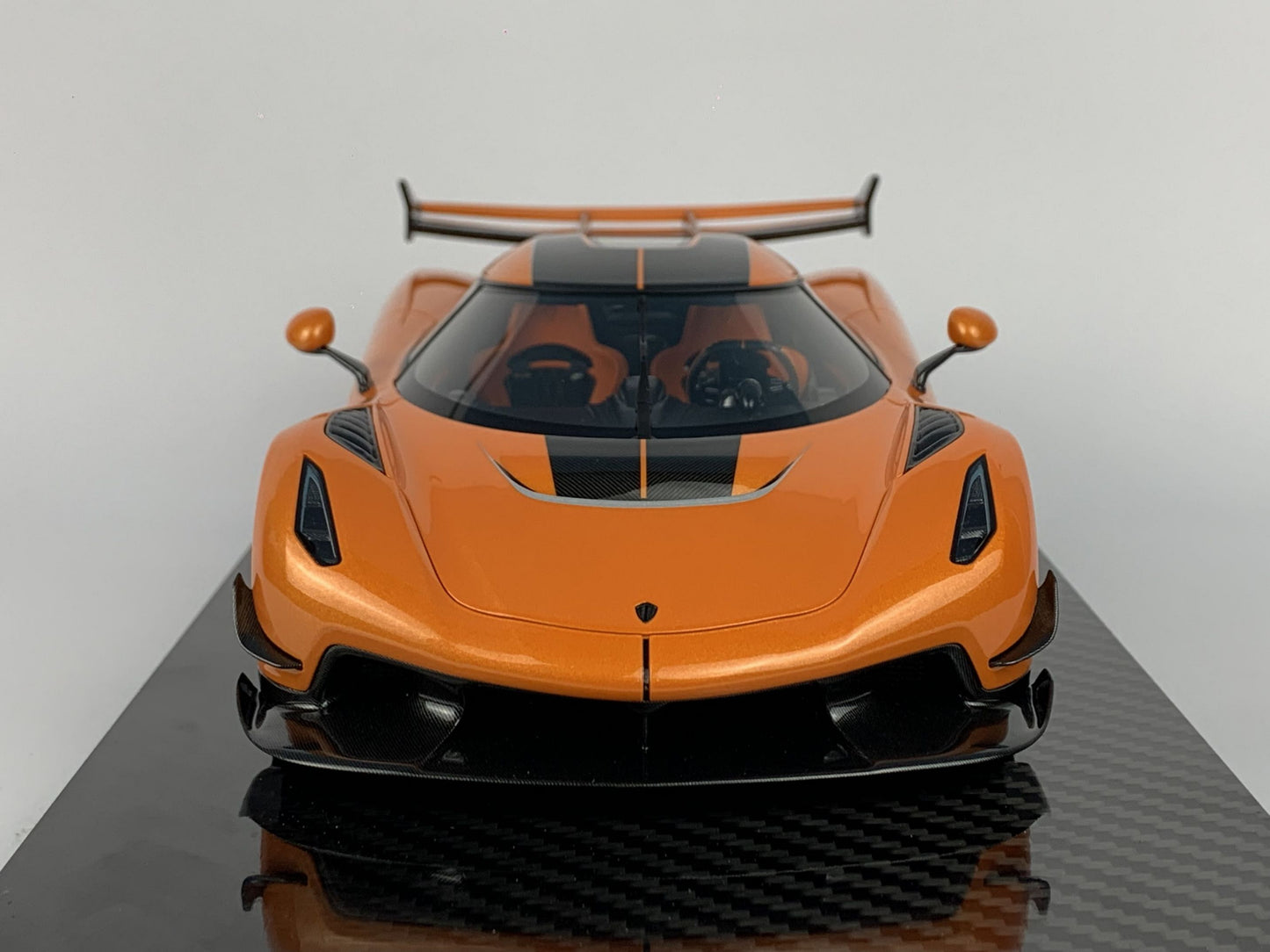 Frontiart 1:18 Koenigsegg Jesko Attack Tang orange F072-158
