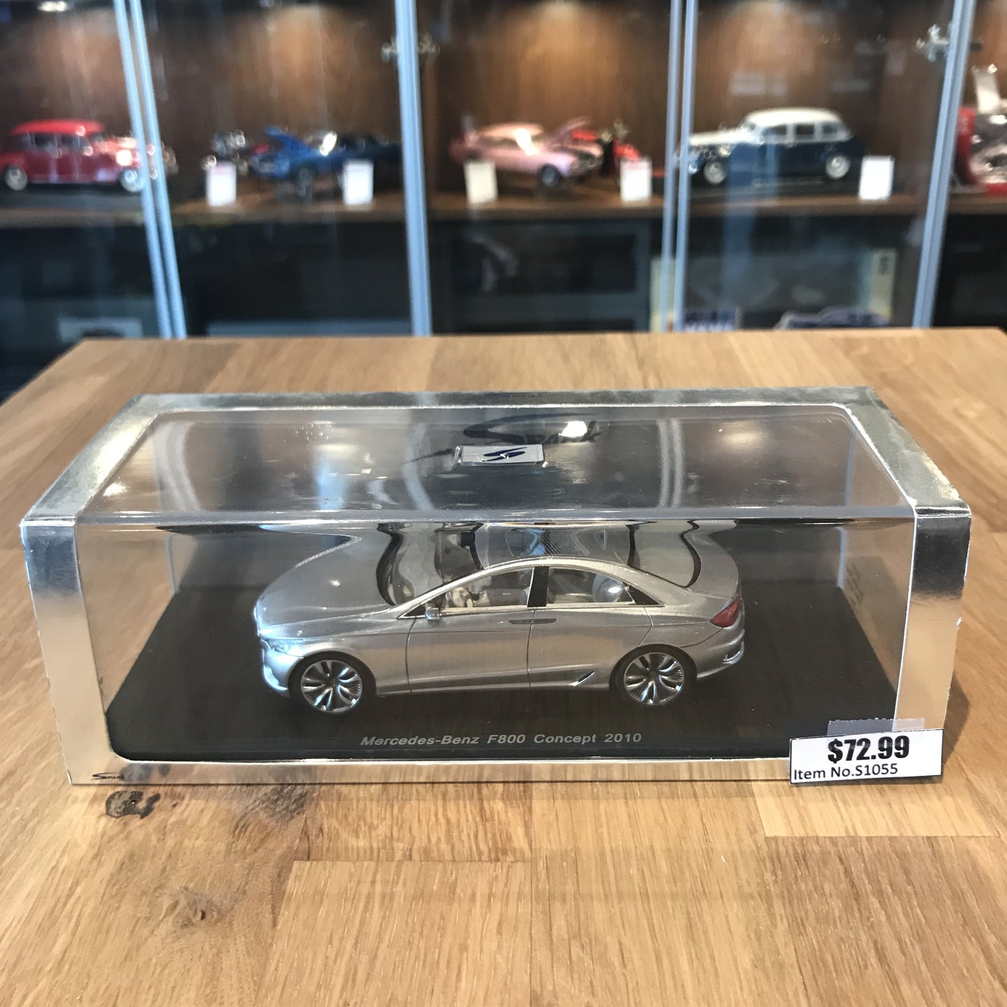 Spark 1:43 Mercedes-Benz F800 Concept 2010 Silver S1055