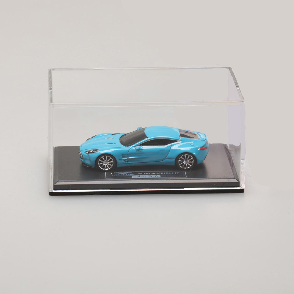 Frontiart AvanStyle 1:87 Aston Martin One 77 Blue AS011-33
