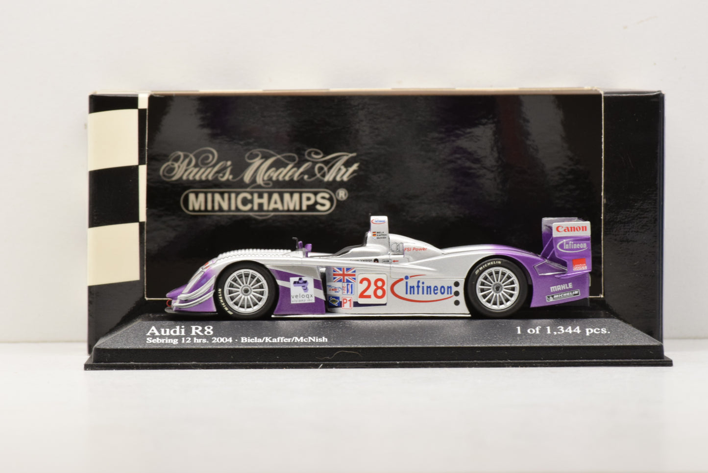 Minichamps 1:43 Audi R8 Biela/Kaffer/Mcnish Winner Audi Sport Uk Team Veloqx #28 12H Sebring 2004 400041328