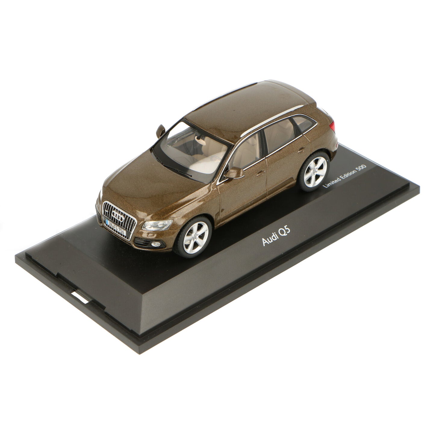 Schuco 1:43 2012 Audi Q5 Brown 450756100