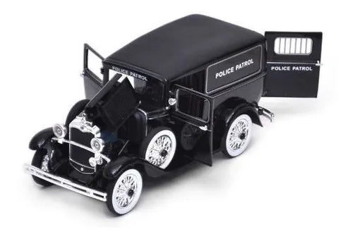 Signature 1:18 1931 Ford Panel Police Patrol Car SN18143