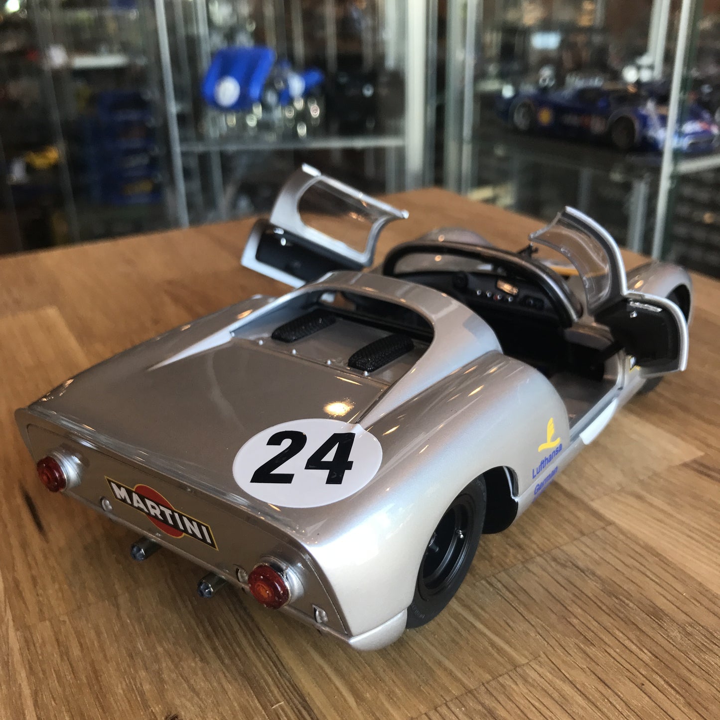Exoto 1/18 1968 Porsche 910 #24 Nurburgring 1000 km Martini/Lufthansa Hans-Dieter Dechent, Robert Huhn Diecast Model Car MTB00063B