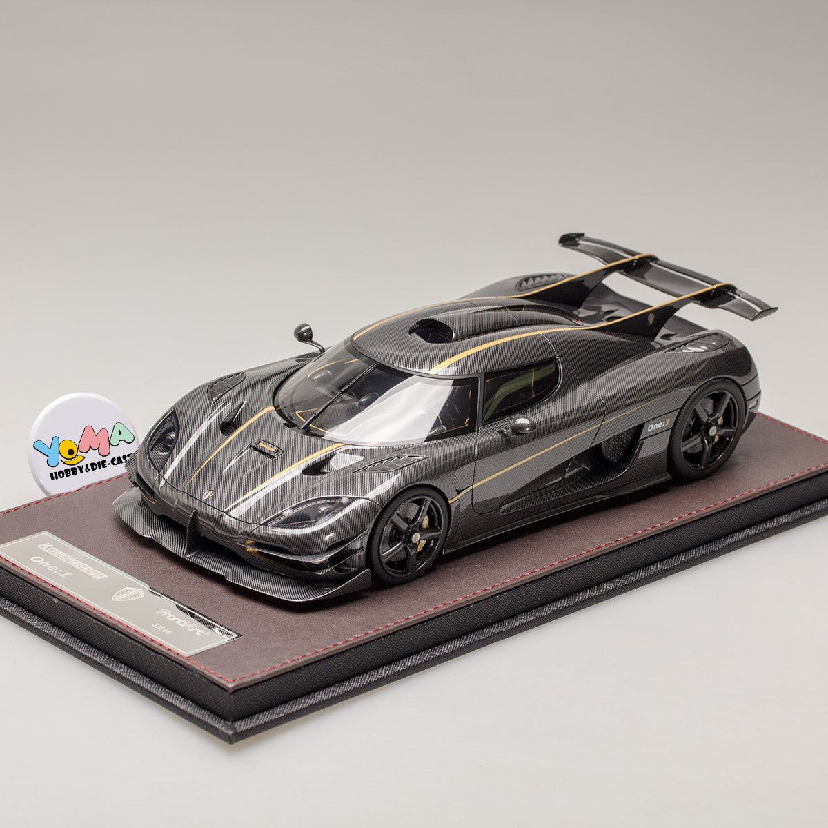 Frontiart 1:18 Koenigsegg one 1 Carbon Grey Gold F033-117