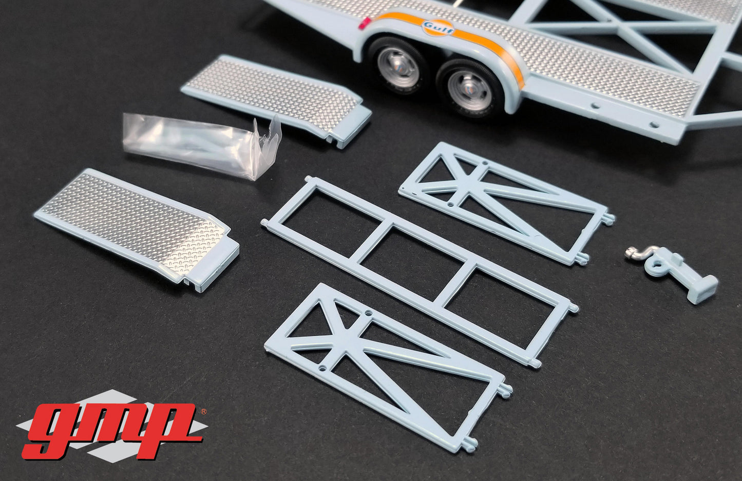 GMP 1/43 GMP Tandem Car Trailer with Tire Rack - Gulf Oil GMP-14304
