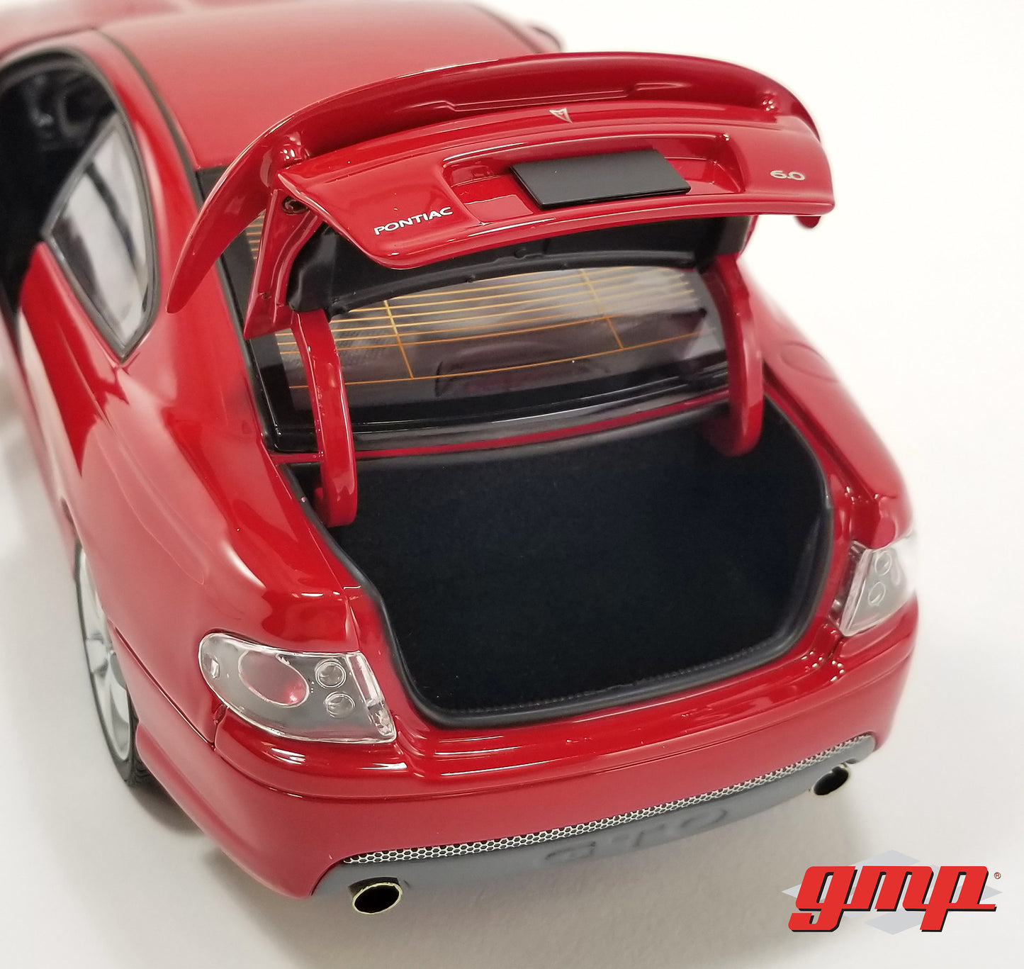 GMP 1:18 2006 Pontiac GTO - Spice Red with Black Interior GMP-18980