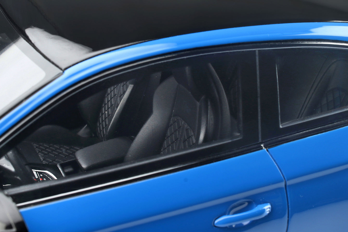GT Spirit 1:18 2020 Audi RS5 Coupe Turbo Blue GT311